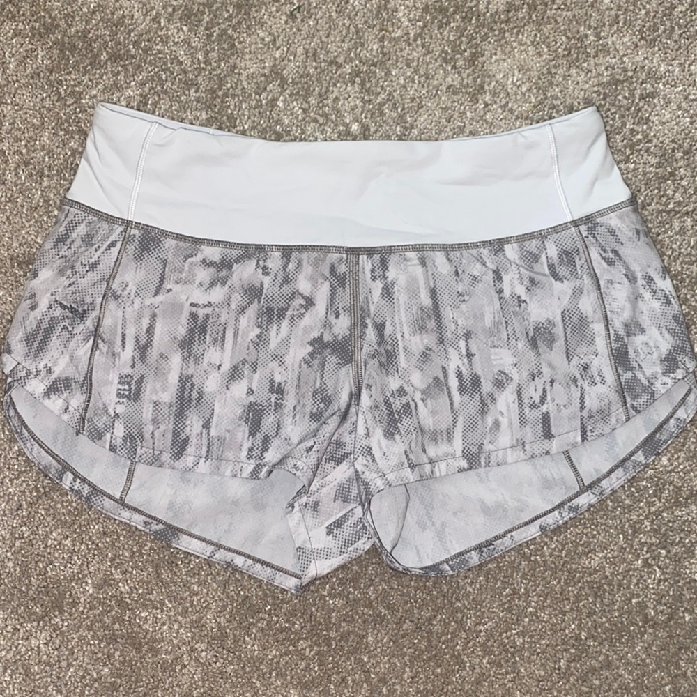 Lululemon speed up shorts (discontinued color)